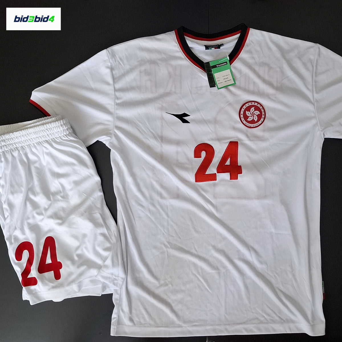 「Q仔」鍾健希2002年「世界盃」外圍賽第3作客球           Chung Kin Hei “Q Chai” Hong Kong 2002 FIFA World Cup Qualifiers Third Away Kit