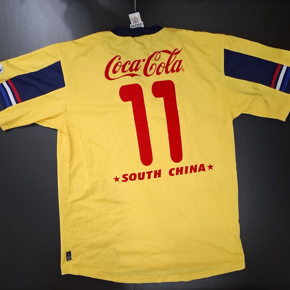 李健和南華11號黃金球衣  Lee Kin Wo SCAA No. 11 Golden Jersey